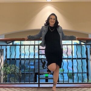 Meet your Posher, Nicole